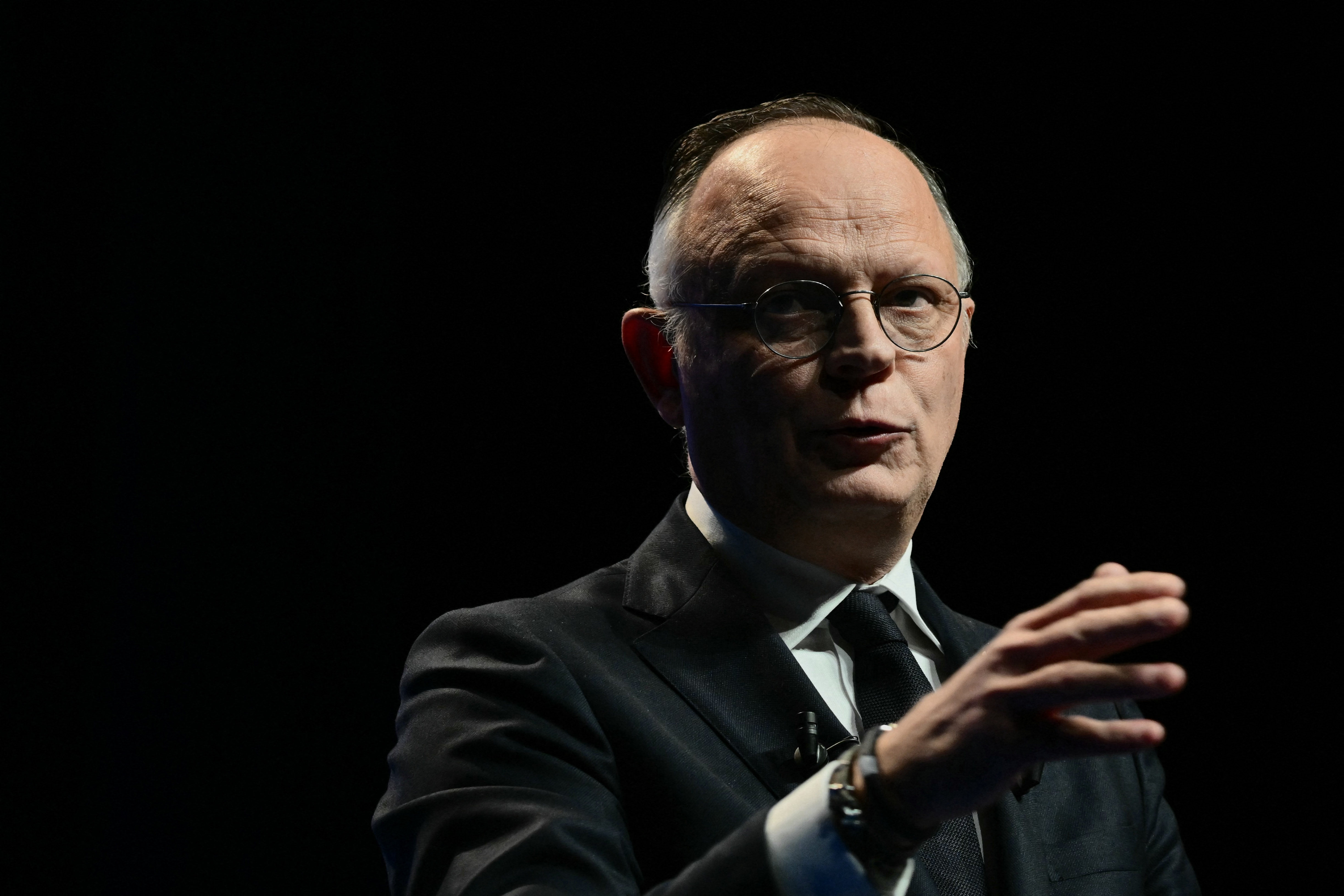 Philippe : «Ne cédez pas à la résignation» malgré une France bloquée