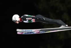 PŚ w skokach: Kobayashi wygrał w Klingenthal. Żyła lepszy od Stocha