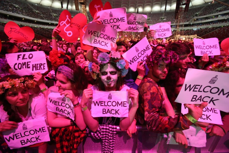 Fani Florence and the Machine na Stadionie Narodowym