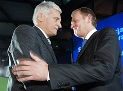 Naciskają na Tuska, by odpuścił sobie Buzka