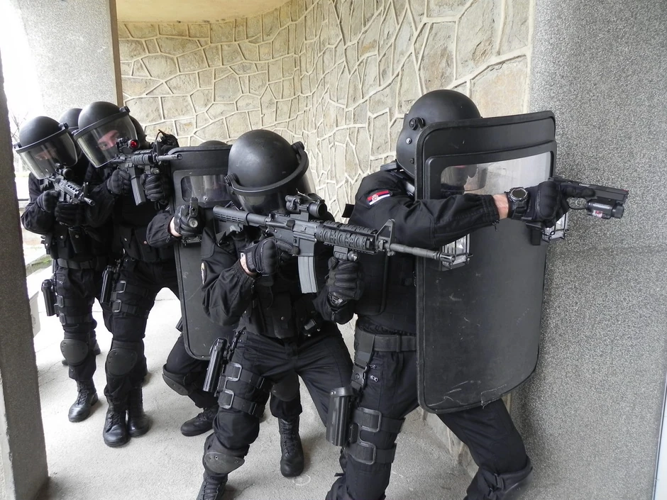 Specijalne antiterorističke jedinice (SAJ)