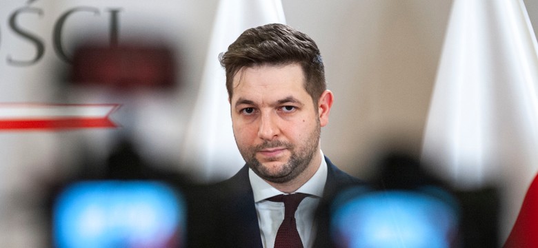 Europarlament ruga Polskę za prokuratorów. Jaki kontratakuje