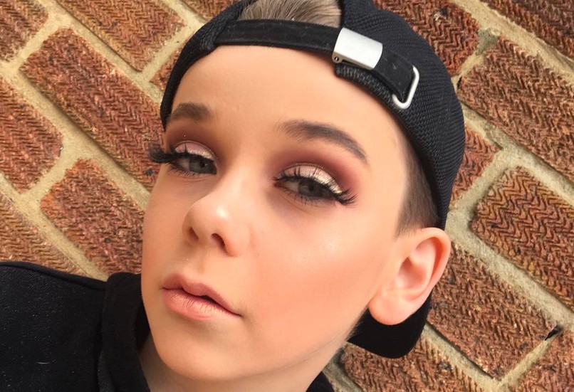 10-jähriger Junge schminkt sich besser als viele Mädchen