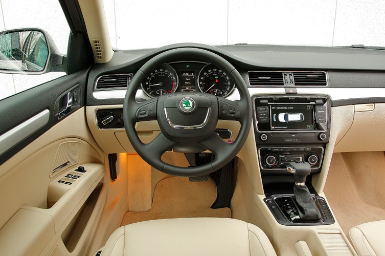 Skoda superb - zdjęcie poglądowe