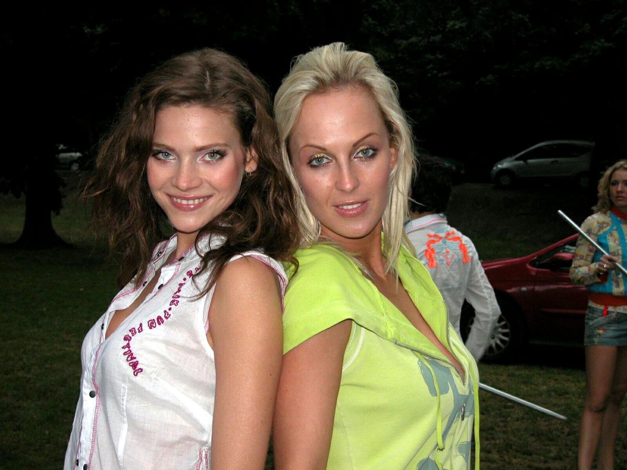 Andrea Verešová a Zuzana Belohorcová v roku 2005.