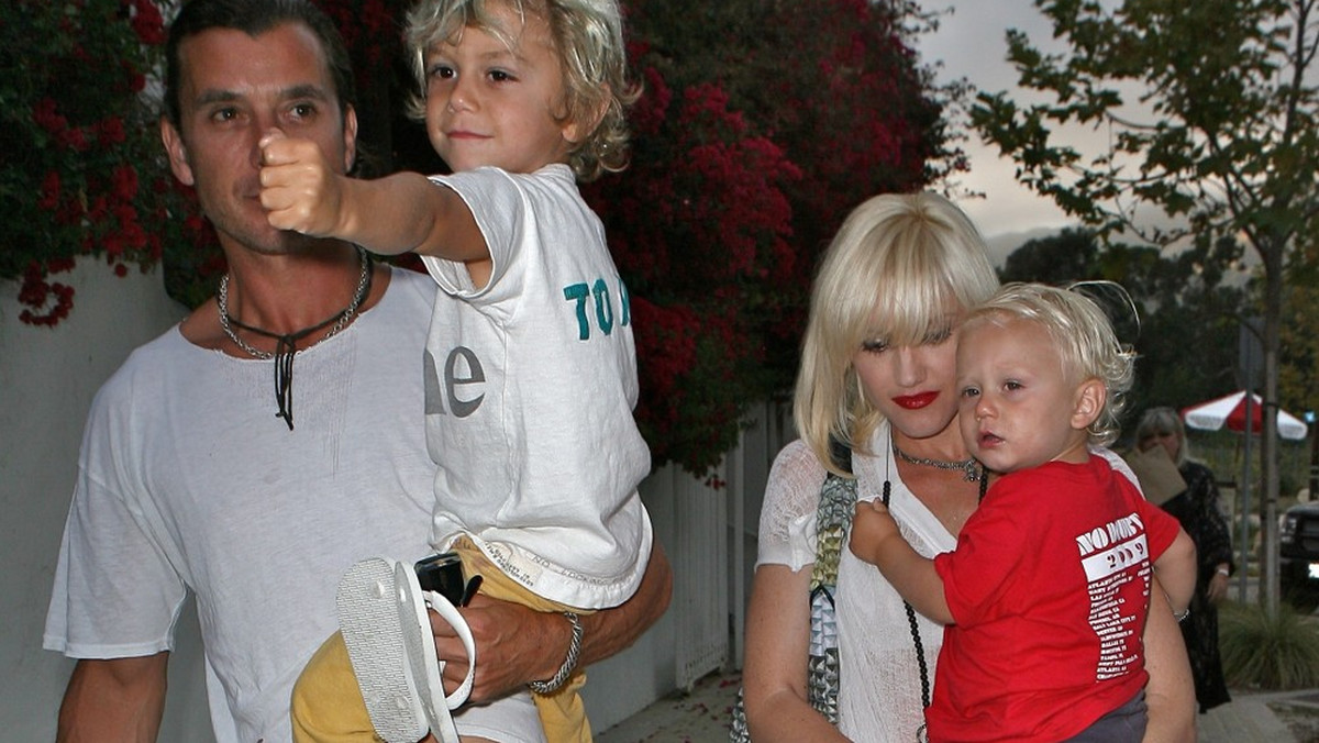 Gwen Stefani i Gavin Rossdale  z synami: Zumą (2 l.) i Kingstonem (4 l.) na placu zabaw w Beverly Hills