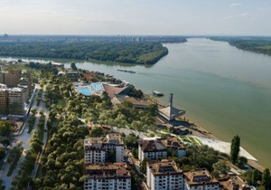 Dunavski kej na Dorćolu, kod SC 25 maj, gde je u izgradnji Linijski park