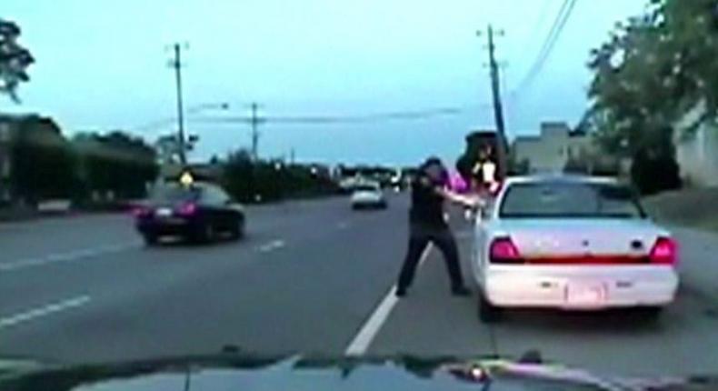 Footage of Officer Yanez shooting Philando Castile 