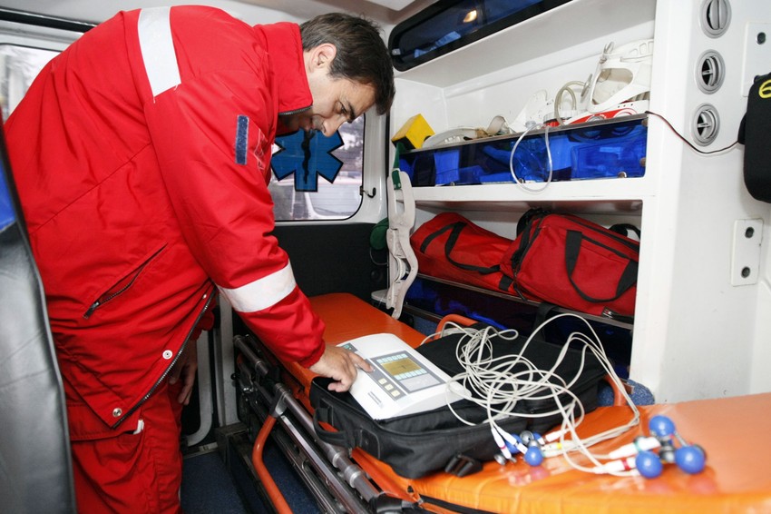 Rezultati EKG-a urađenog u ambulantnim kolima...