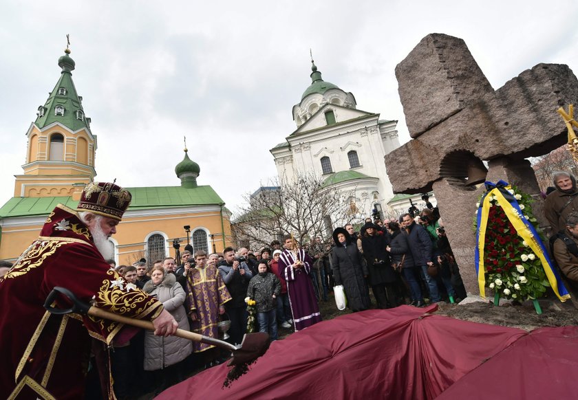 Zwłoki zamordowanego dziennikarza 15 lat czekały na pochówek