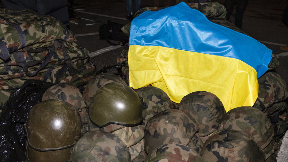 Hełmy wysłane na Ukrainę