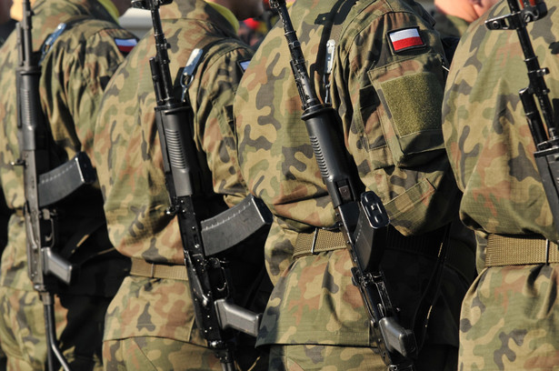 Rosyjska gazeta drwi z polskich żołnierzy: Ruszą na Moskwę?