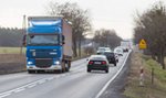 Zgorszenie w Obornikach. Czekał na odpowiedni moment, wyskakiwał z krzaków i...