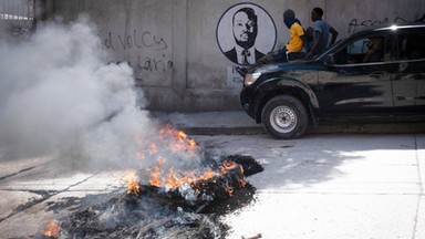 Narasta chaos na Haiti. Członkowie gangów uwolnili tysiące więźniów