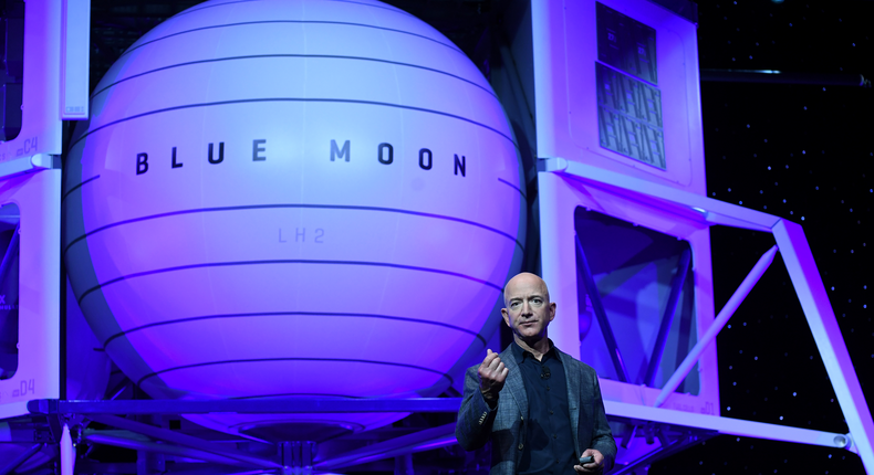 jeff bezos blue origin blue moon