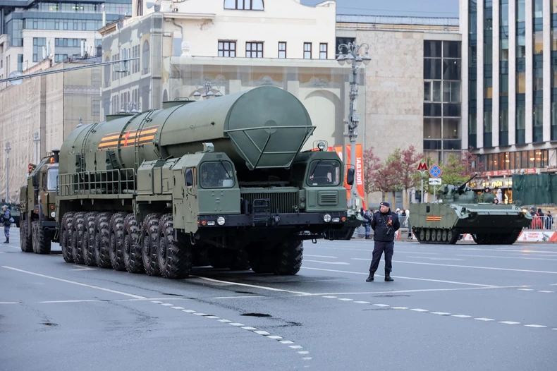 Ruski strateški raketni sistem "Jars" na ulicama Moskve u aprilu 2025.