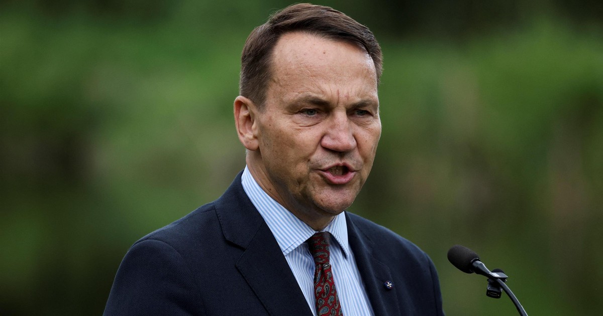 Gorąco po wyroku! Sikorski dokłada swoje. "Oszczerca, partacz i świr"