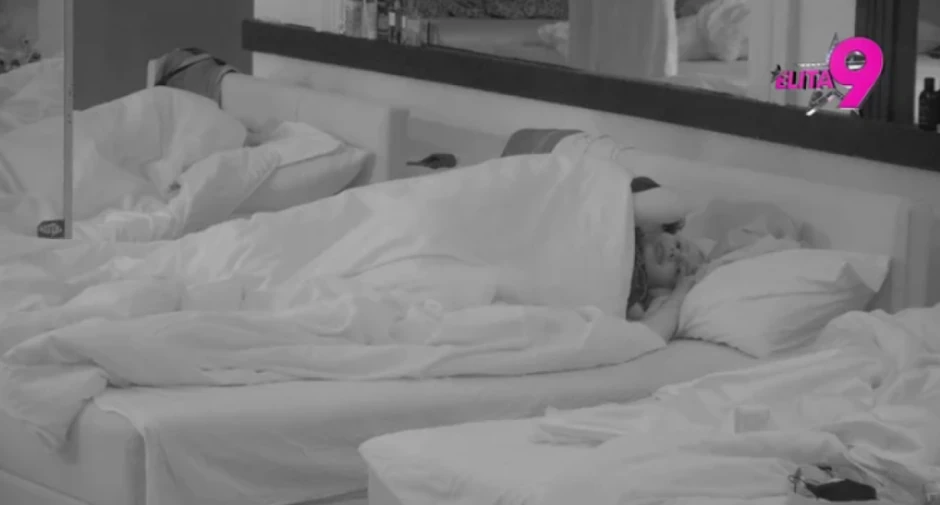 Filip i Vanja u krevetu