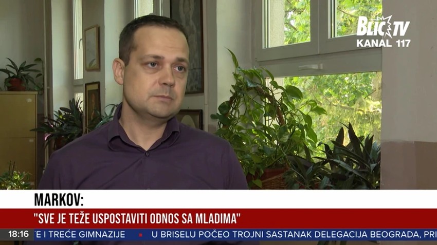 "Za razliku od osnovnog obrazovanja, koje se odnosi na maloletnu decu za koje roditelji donose odluke, srednja škola uključuje i punoletne osobe. To može biti problem"