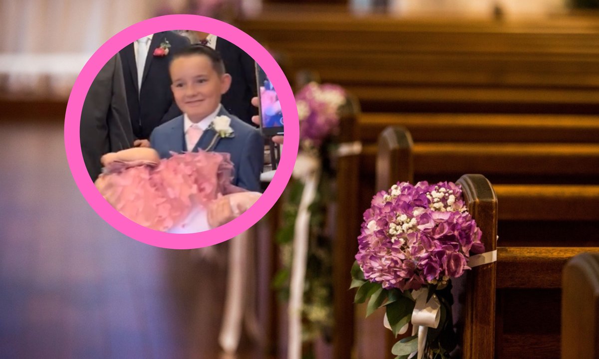 Weselnym gościom aż "opadły szczęki". Wpadka podczas sypania kwiatków [wideo]