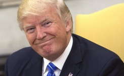 Trump mimowolnie ujawnił Rosji tajne informacje? 'Jeden z agentów wybiegł ze spotkania, by ostrzec CIA'