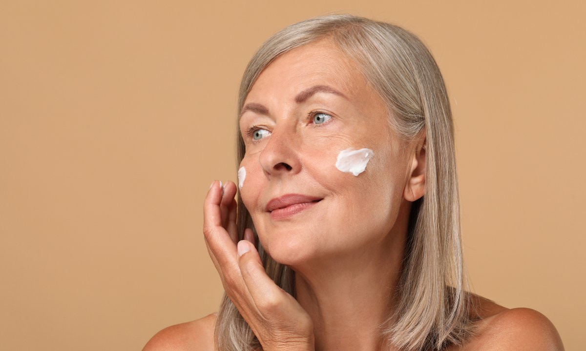 Żelazko zmarszczek w promocji! To sposób na kurze łapki koło oczu i lwią zmarszczkę!