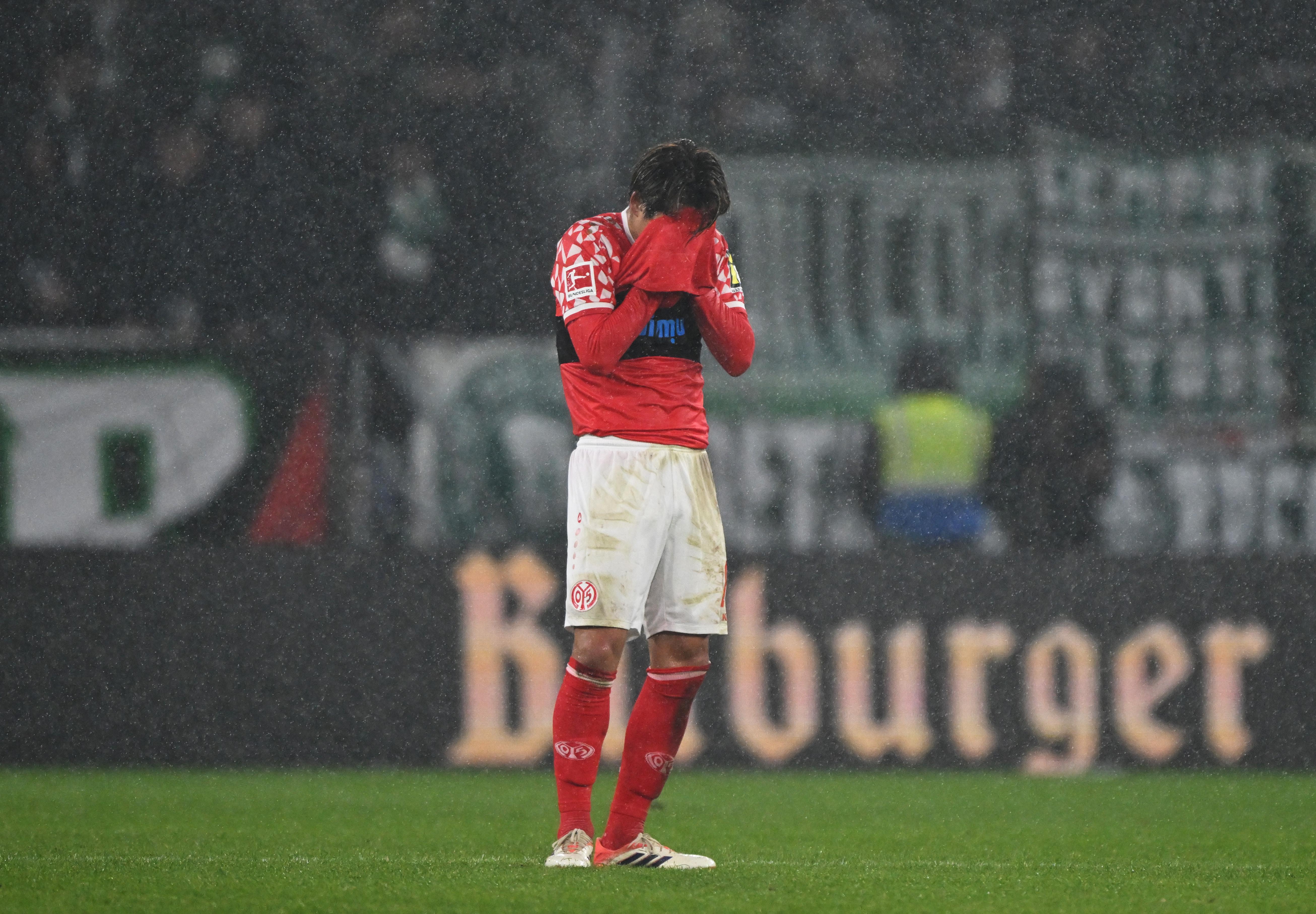 Mainz rutscht auf Abstiegsplatz ab - Bremen gleicht in 86. Minute aus