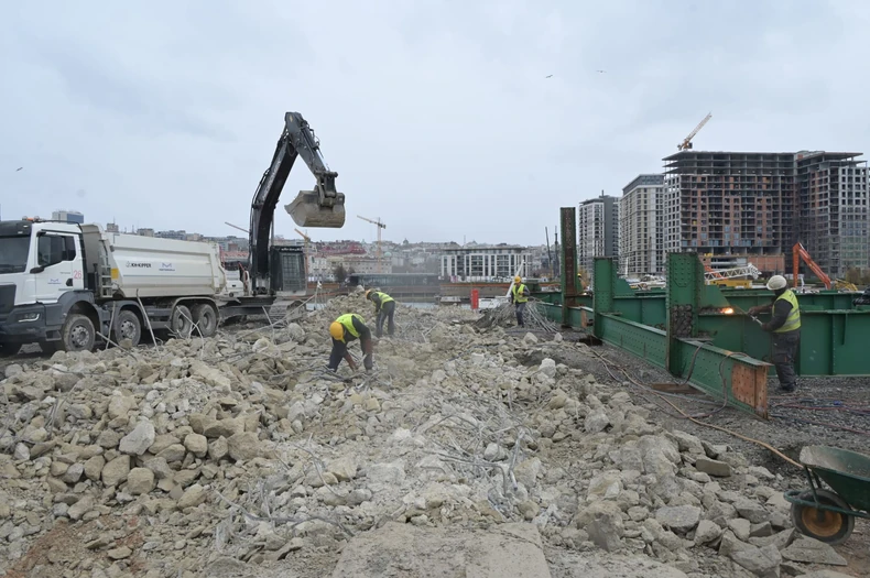 U planu je da bude otvoren za saobraćaj do kraja marta 2027. godine