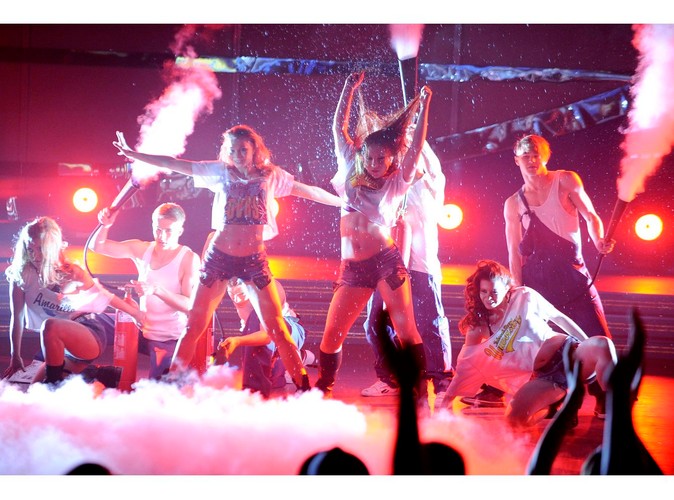 Występ tancerek 'You Can Dance'