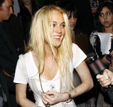 29871_lindsay-lohan-sl-d0001CEC3a1f8d03dd3db