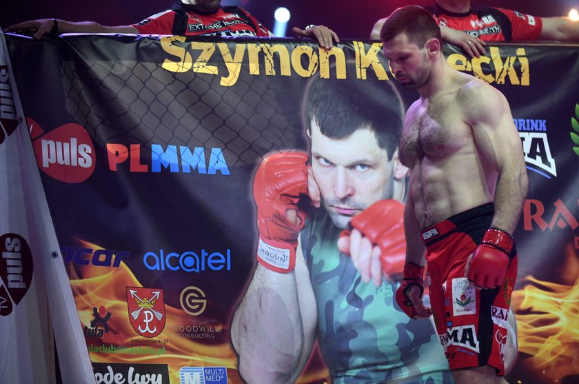 PLMMA 72: Szymon Kołecki zadebiutował w MMA. Szybki nokaut