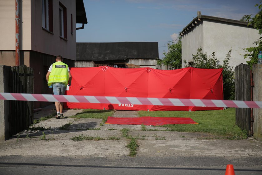 Zabójstwo 16-letniej Karoliny. Dlatego Eryk przyszedł do niej z nożem?