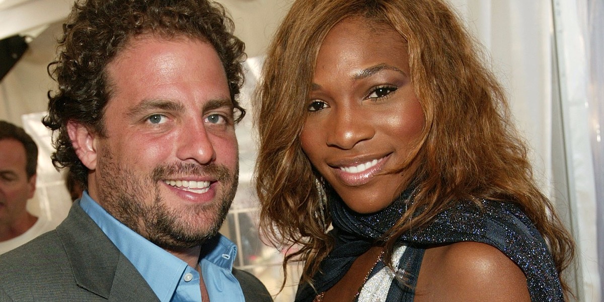 A cringeworthy clip of Brett Ratner and Serena Williams is making the rounds online following sexual-misconduct allegations against him