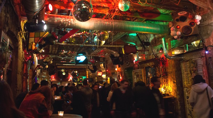 Szimpla kert