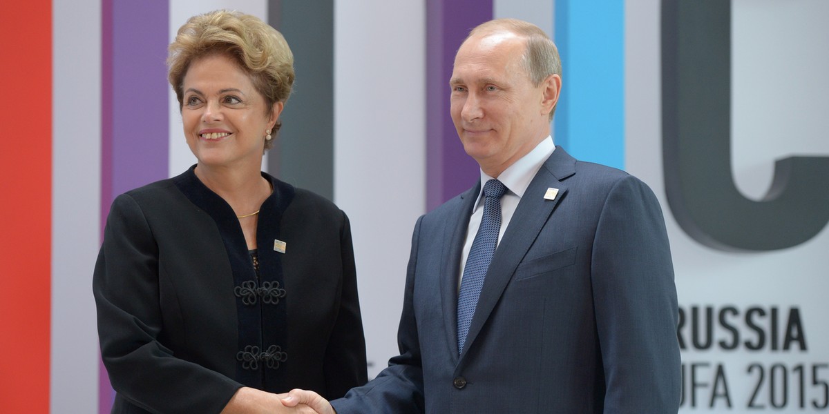 Szefowa Nowego Banku Rozwoju Dilma Rousseff i prezydent Rosji Władimir Putin.