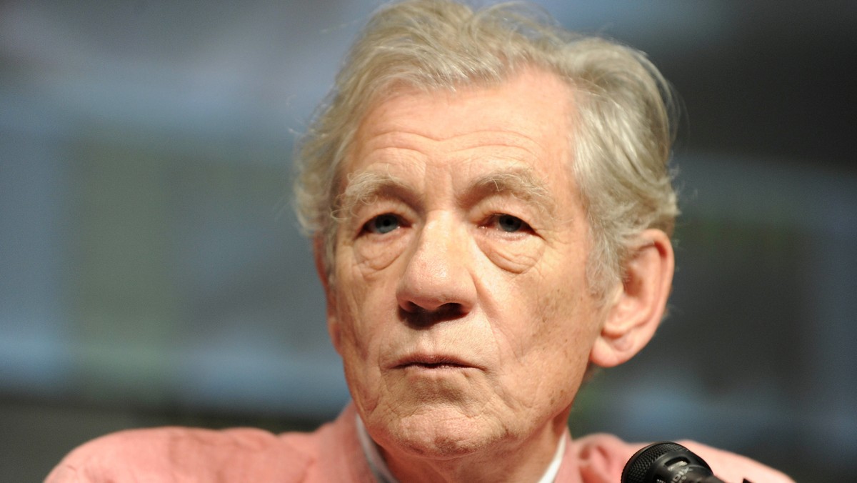 73-letni Ian McKellen, gwiazdor "Hobbita", przyznał w wywiadzie, że od sześciu lat cierpi na raka prostaty.