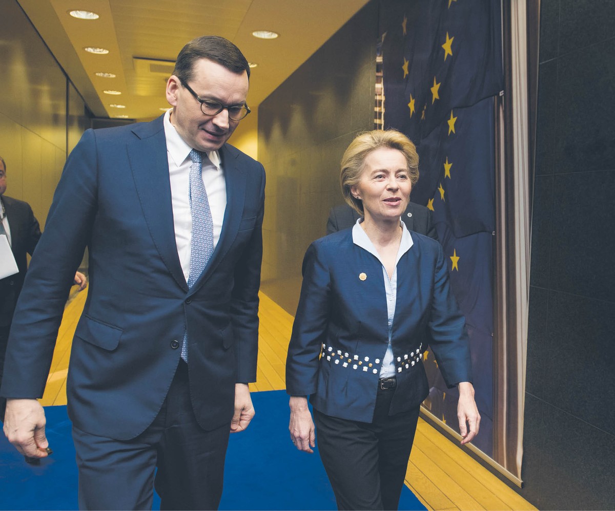 Premier Mateusz Morawiecki nie chce zaogniać stosunków z Komisją Europejską i jej szefową Ursulą von der Leyen i uważa za zły pomysł Solidarnej Polski