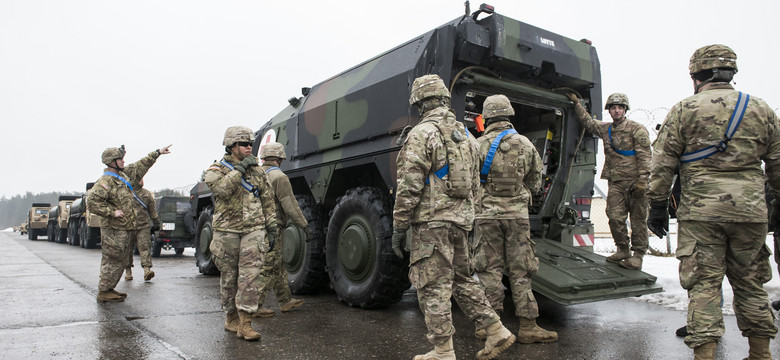 Onet24: konwój sił NATO wkrótce w Polsce