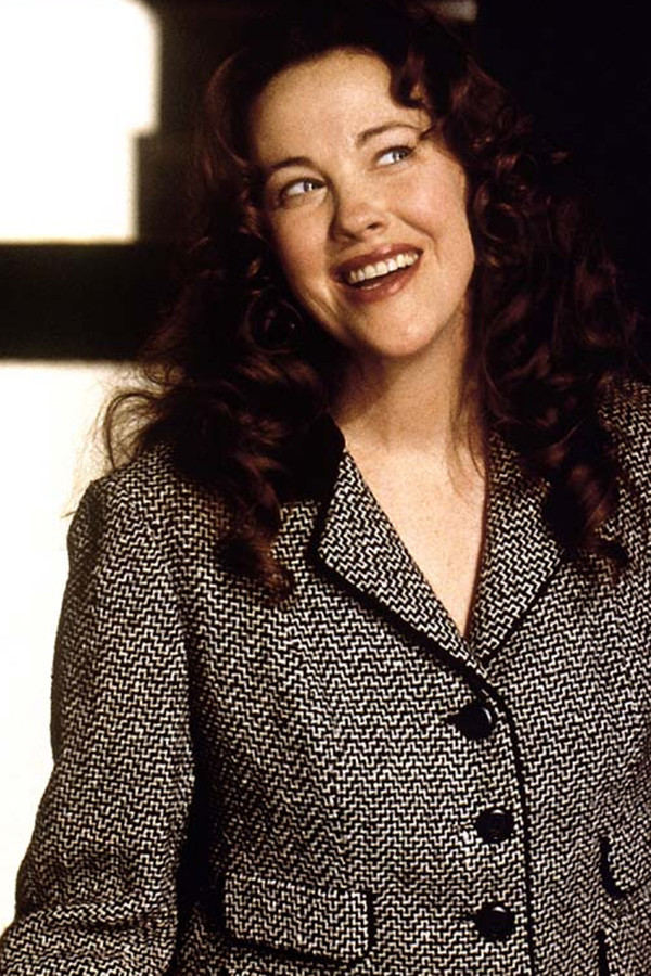 Catherine O'Hara jako pani Simon w filmie "Uśmiech losu" (1994)