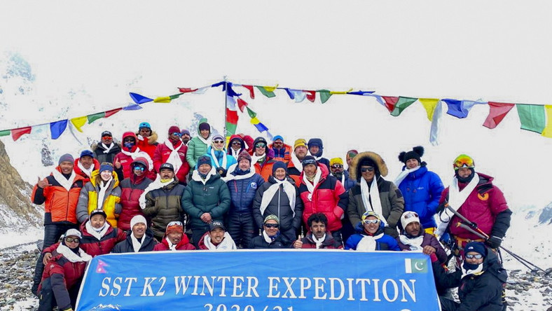 Zimowe wejście na K2