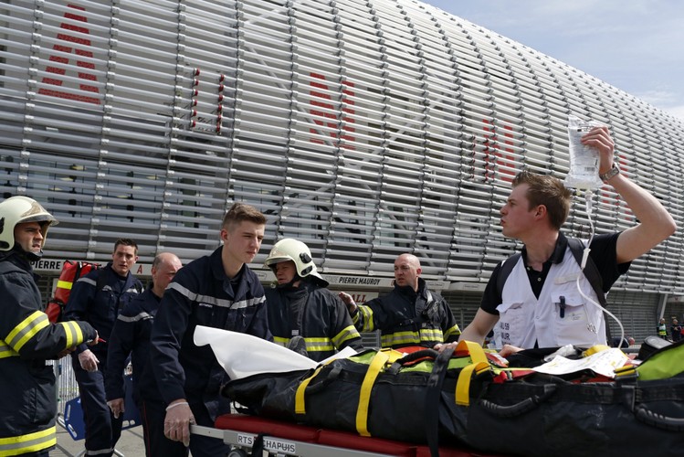 Euro 2016: We Francji służby ćwiczą się na wypadek ataku terrorystycznego