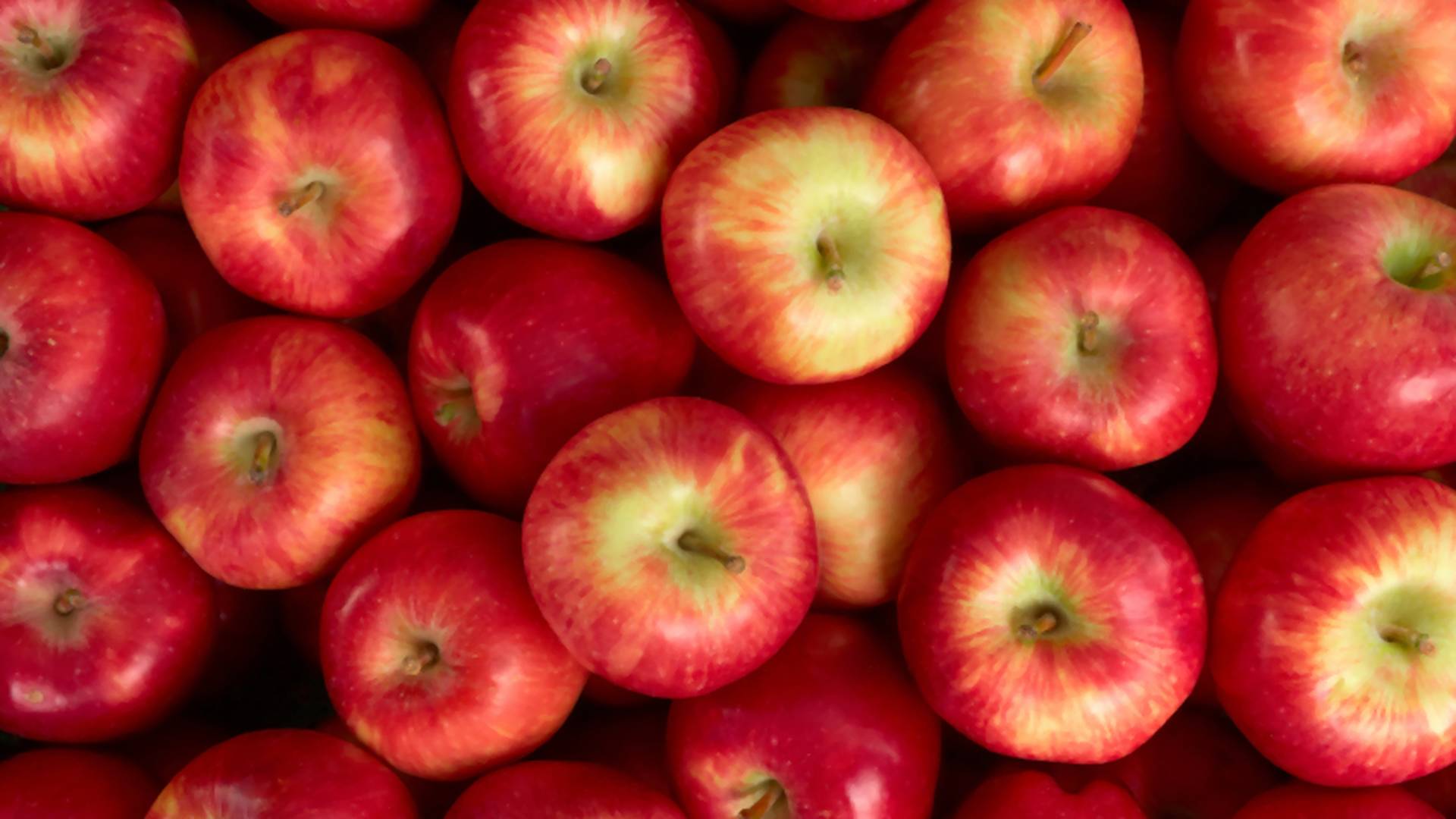 Przepis na tradycyjny strudel z jabłkami