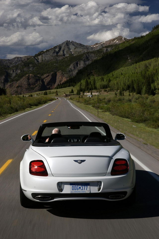 Bentley Continental Supersports Cabrio – z pięknem trzeba obcować