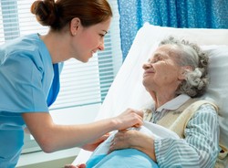 Jak przekazywać pacjentowi trudną informację o chorobie?