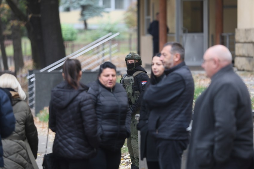 Porodice ubijenih u masakru kod Mladenovca