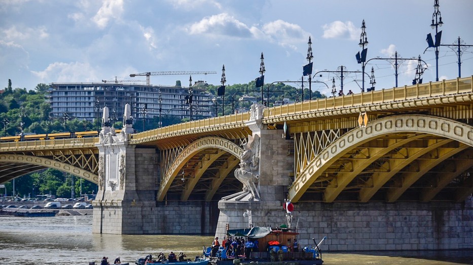 A Viking Sygn és a Hableány május 29-én Budapesten, a Margit hídnál ütközött össze. A baleset utolsó áldozatát még mindig keresik /Fotó: Koncz Márton