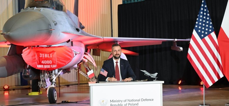Polska modernizuje F-16. Szef MON podpisał miliardowy kontrakt