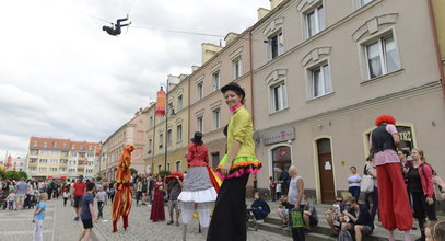 Ale cyrk! Festiwal OFCA znów zawita do Oleśnicy. Dlaczego warto tam zajrzeć? [WIDEO]