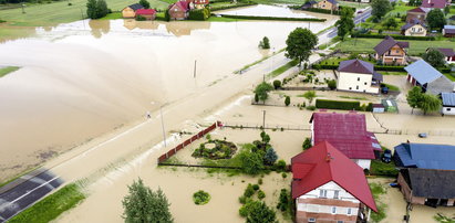 Powódź na Podkarpaciu. Podtopienia domów, zerwany most i zalane drogi
