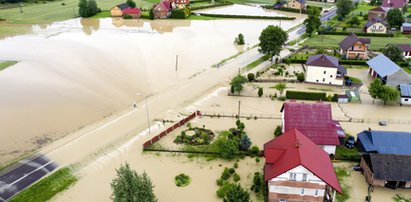 Powódź na Podkarpaciu. Podtopienia domów, zerwany most i zalane drogi